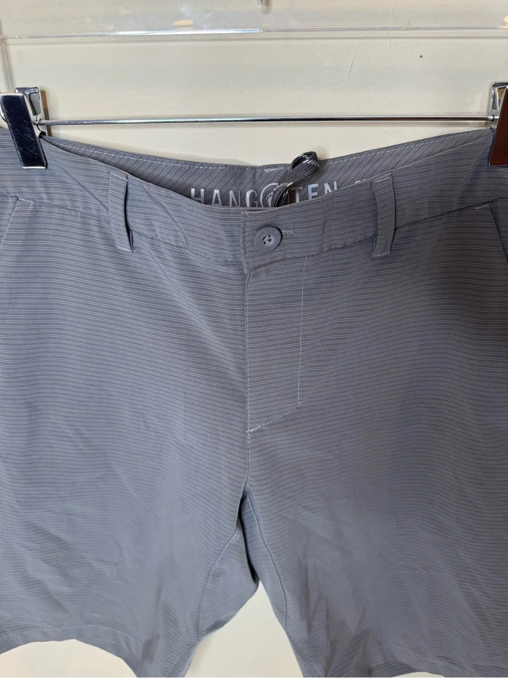 Hang Ten Men’s Gray Performance Golf Shorts Size 32